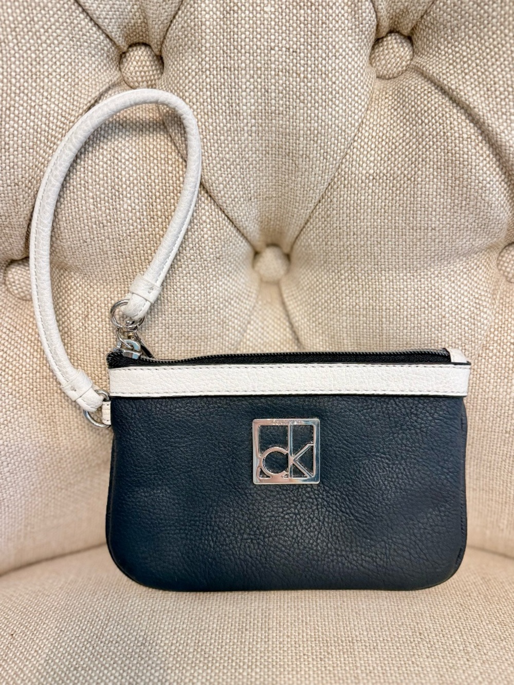 Calvin Klein CK Small Wristlet Wallet Black Pebble Leather